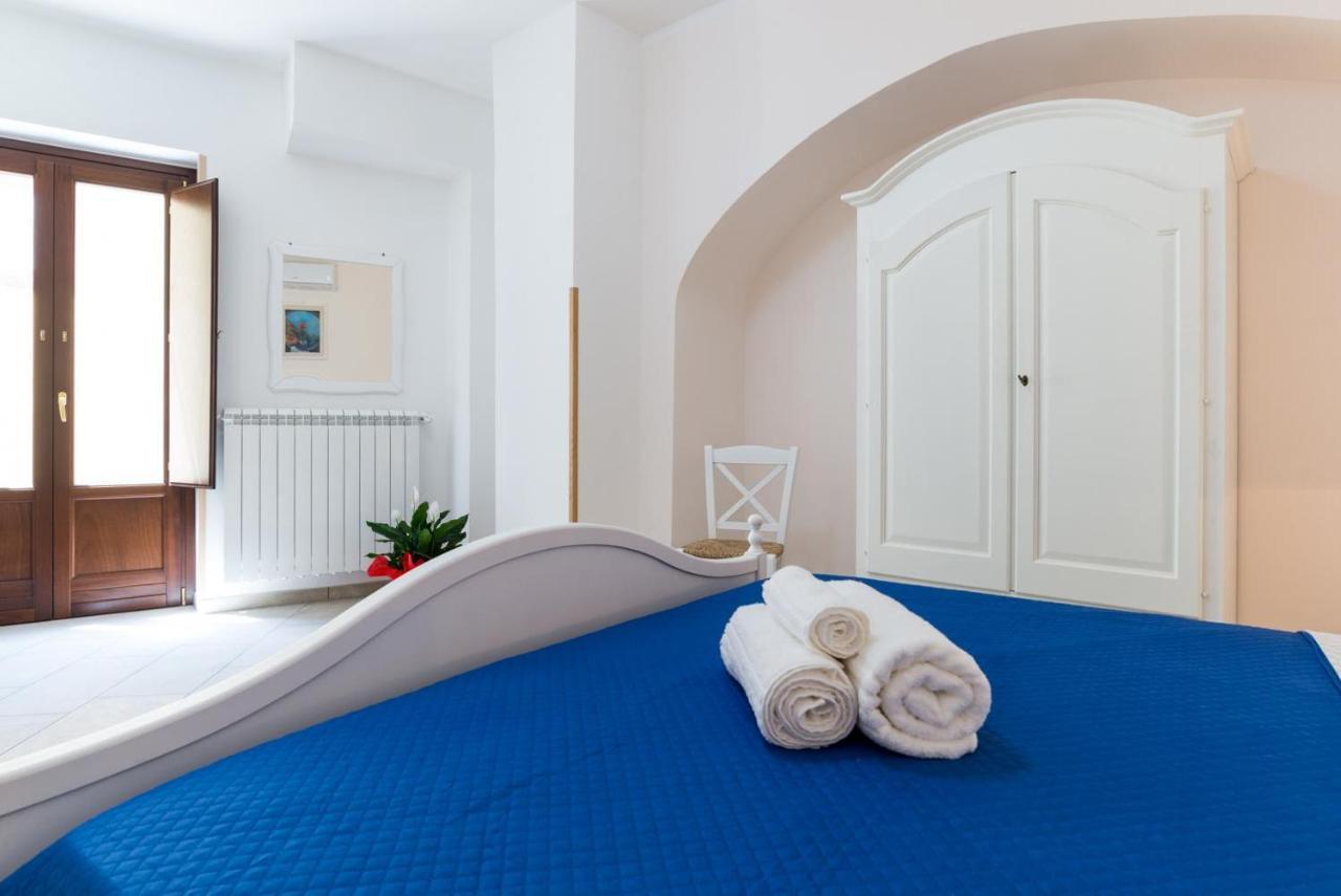 Casa Vacanza Rosy Di Guida Rosy 준가노 외부 사진